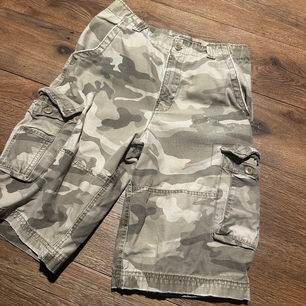 Vintage Faded Glory Camo Cargo Shorts Boys Size 16 Baggy Y2K Desert Camouflage